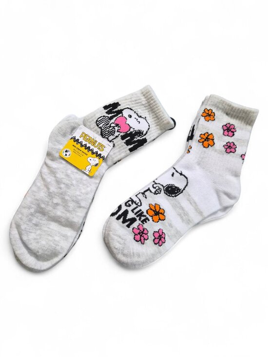 Peanuts Accessories - 2-Pk Peanuts Womens Mid Crew Mom Socks Size 9-11 Fits Shoe Size 4-10 Lightweight